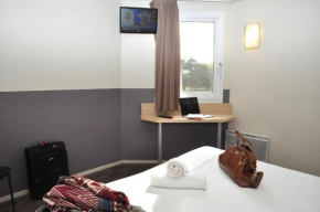  B Hotel Caen Mondeville  Мондвиль